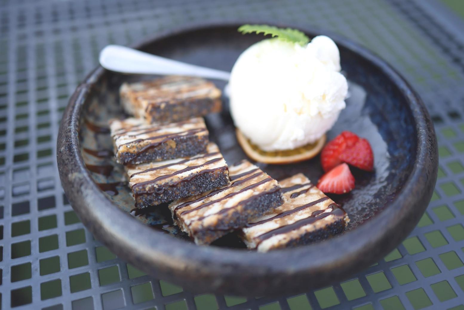 Culinary instructor demonstrating advanced knife techniques during hands-on session